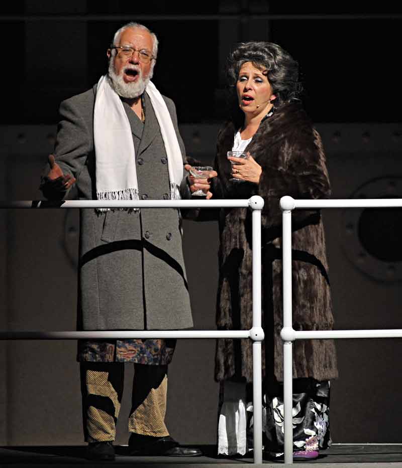 Eric Mates, Denise Milnes